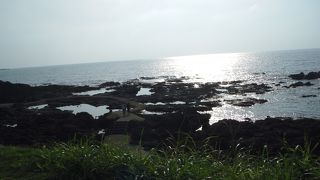 自動車道を降りると間もなく…。