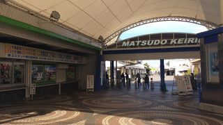 レース開催日は賑わいます