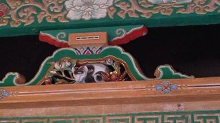 なぜ奥宮の入口？