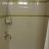 シャワールーム。水圧は弱め