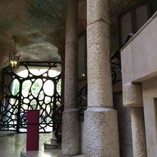 １Ｆエントランスを内側から