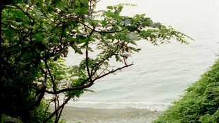 海岸に降りられます