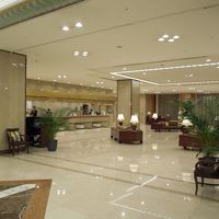 ロビーは広々としてます