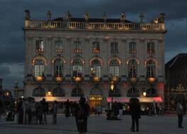 グランド ホテル デ ラ レーヌ プレイス スタニスラス 写真