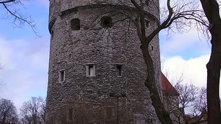 斜面を守るために建造された