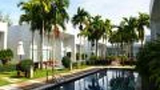 ブルーパイン ヴィラ & プールアクセス