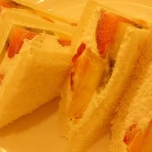 フルーツサンド