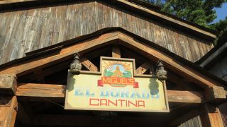 安くて味もまあまあの穴場レストラン？