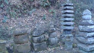 アパートの裏側に