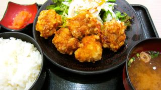 唐揚げ定食がお得