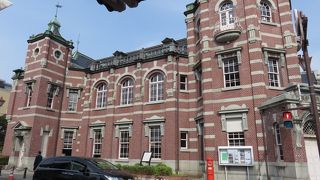 赤煉瓦造りに・・・