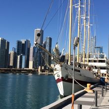 ダウンタウンに向かって