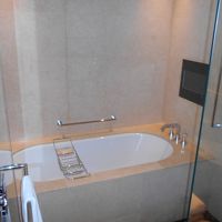 ＴＶ付きバスルーム