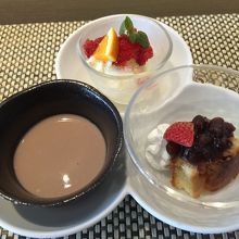 コースのデザート