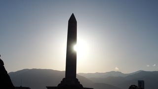 ひときわ目立つモニュメントです
