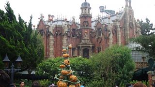 ハロウィンの時期は子供でも乗れます