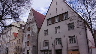 ライ通りにあります