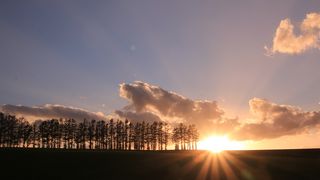 冬とは夕日の位置が随分違いました