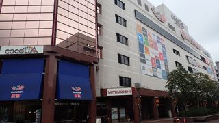 庶民的な雰囲気の三越です。