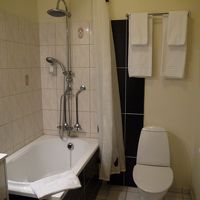 バスタブ側の蛇口からは温泉がでます