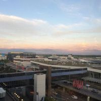 客室からは滑走路も見えます。