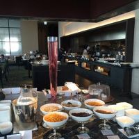 朝食はビュッフェスタイル