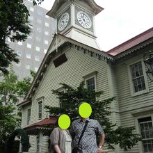 定番スポットではボランティアさんが撮影してくれます