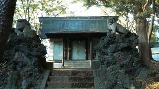 西船橋駅近くのひっそりし過ぎの神社