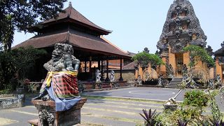 のんびり見学できます