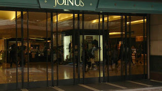 老舗と最先端の店舗が同居するショッピングモール