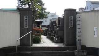 史跡墓地の有る源空寺