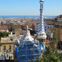 ちょっとメルヘンな建物多し