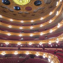 ホール内部も素晴らしい