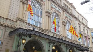 バルセロナを代表す劇場の一つ