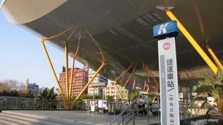 とても美しい駅の1つ！