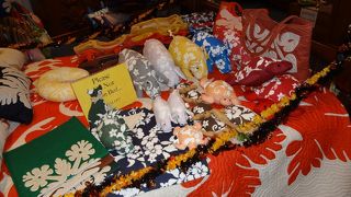 ワイコロアのショッピングセンター