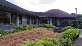 八丈植物公園内にあるビジターセンター