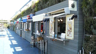 西武屋上に有名チェーンや庭園などが加わりリニューアル