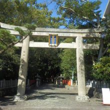 秋は、七五三参りの家族を出会うね！