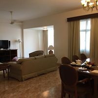 リビング・ダイニングエリア。ウェルカムフルーツもありました。