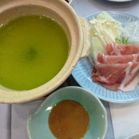 豚しゃぶしゃぶは、嬉野茶で