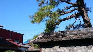 建物も一部残っています!!