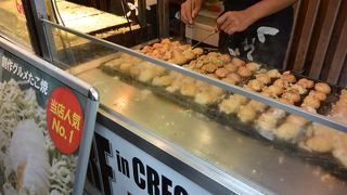 大阪名物たこ焼き