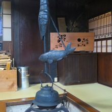 囲炉裏端での夕食