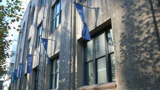 レトロナ建物です