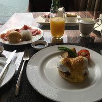 ホライゾンクラブラウンジでの朝食