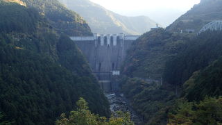 四国中央市3番目のダムです。