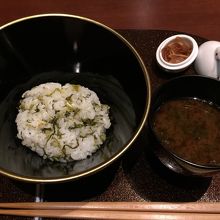 菜飯とアオサ入りの汁物