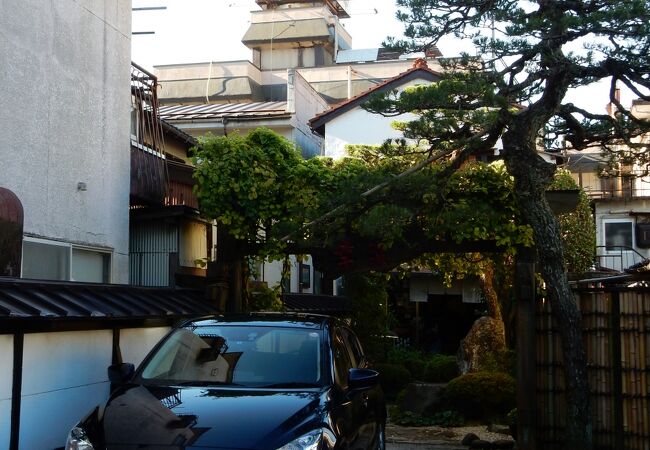 縁（ゆかり）の宿　幸楽