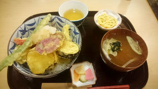 野菜たっぷり豚丼